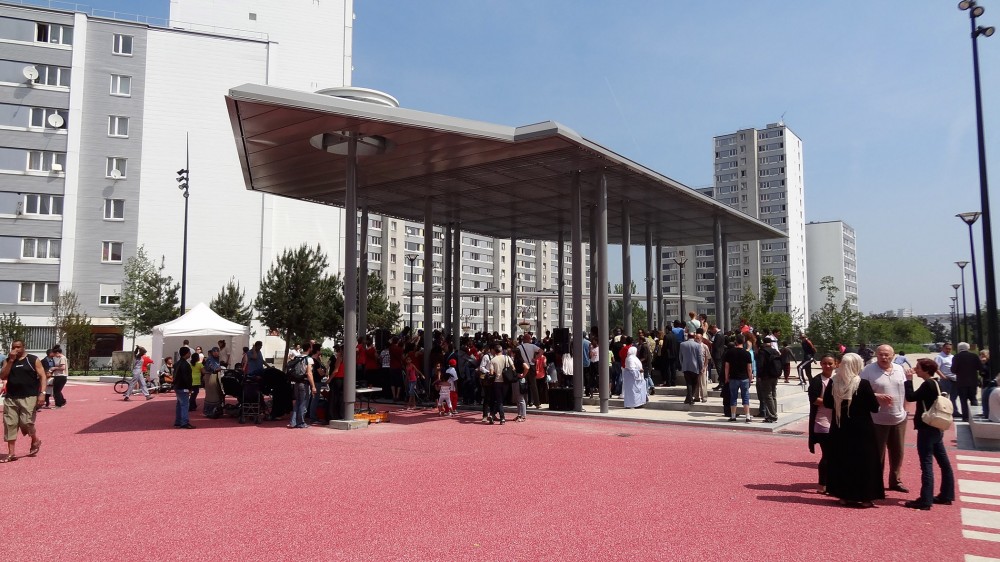 Inauguration de la Place Rouge du parc du Franc-Moisin