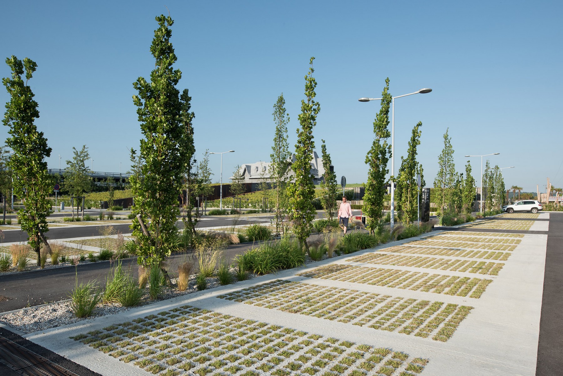 Détail sur le parking paysagé