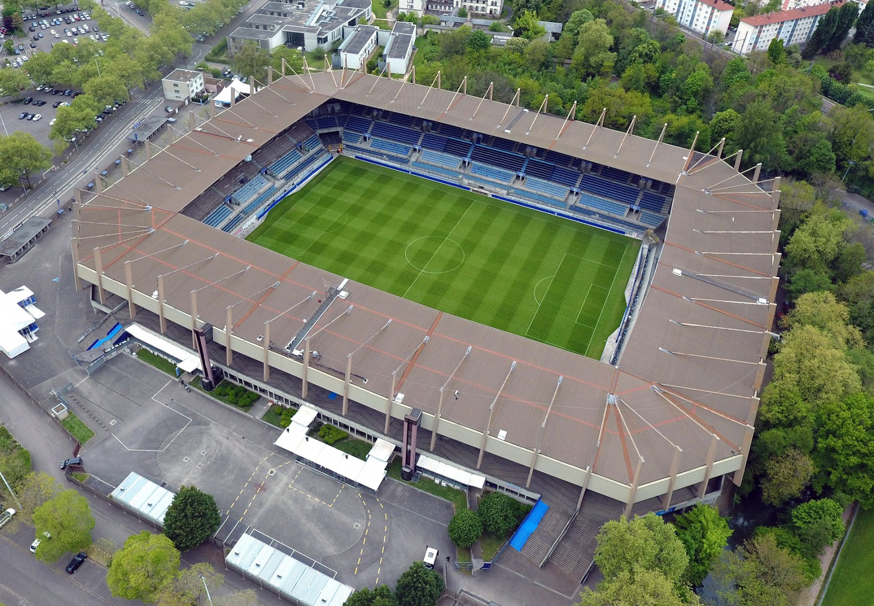 Stade la meinau à strasbourg