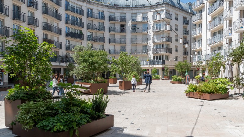 La place Théophile Gautier et sa configuration modulable